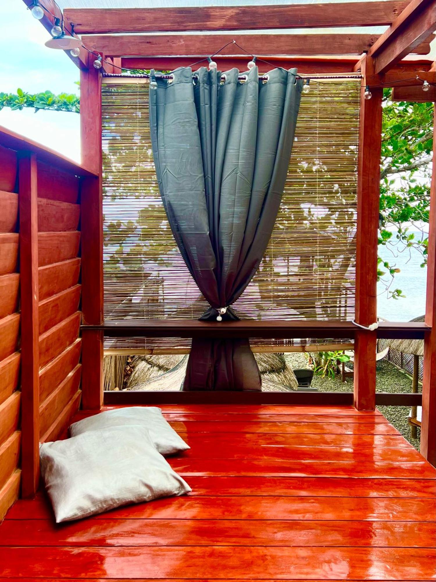 White Bada Guesthouse Сикиджор Екстериор снимка