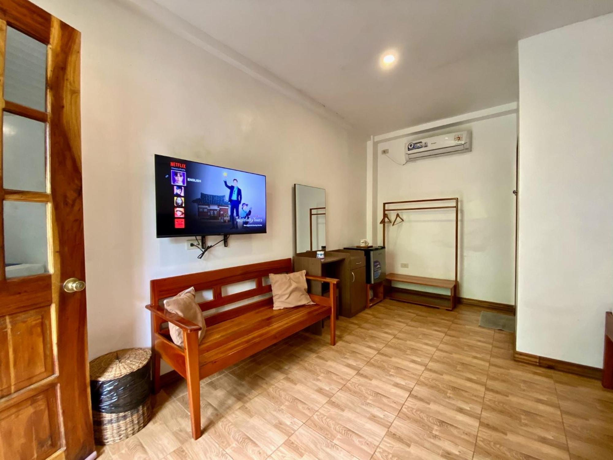 White Bada Guesthouse Сикиджор Екстериор снимка